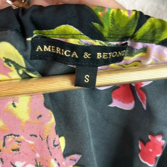 America and beyond Majestic Nights maxi dress - Picture 6 of 8